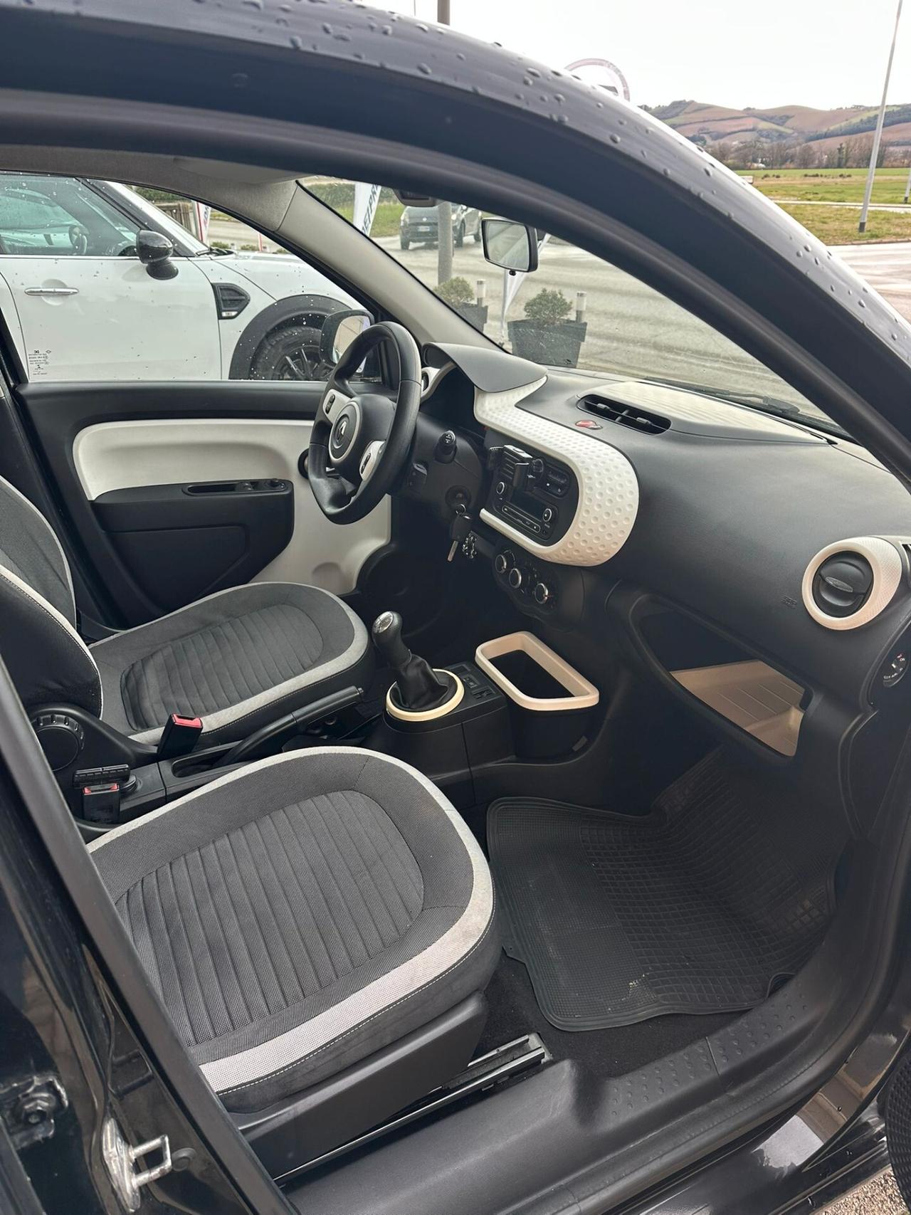 Renault Twingo 1.0 SCe Live