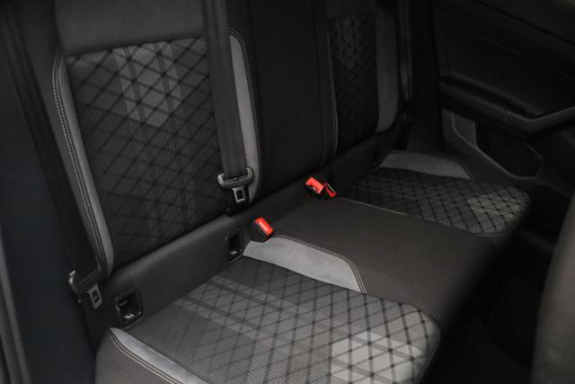 VOLKSWAGEN Taigo 1.0 TSI 110 CV DSG R-Line