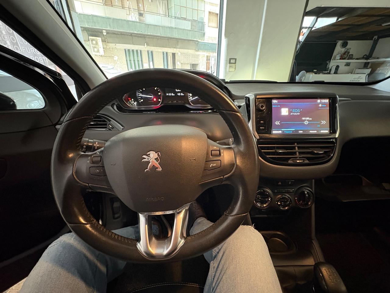 Peugeot 208 BlueHDi 100 5 porte Allure