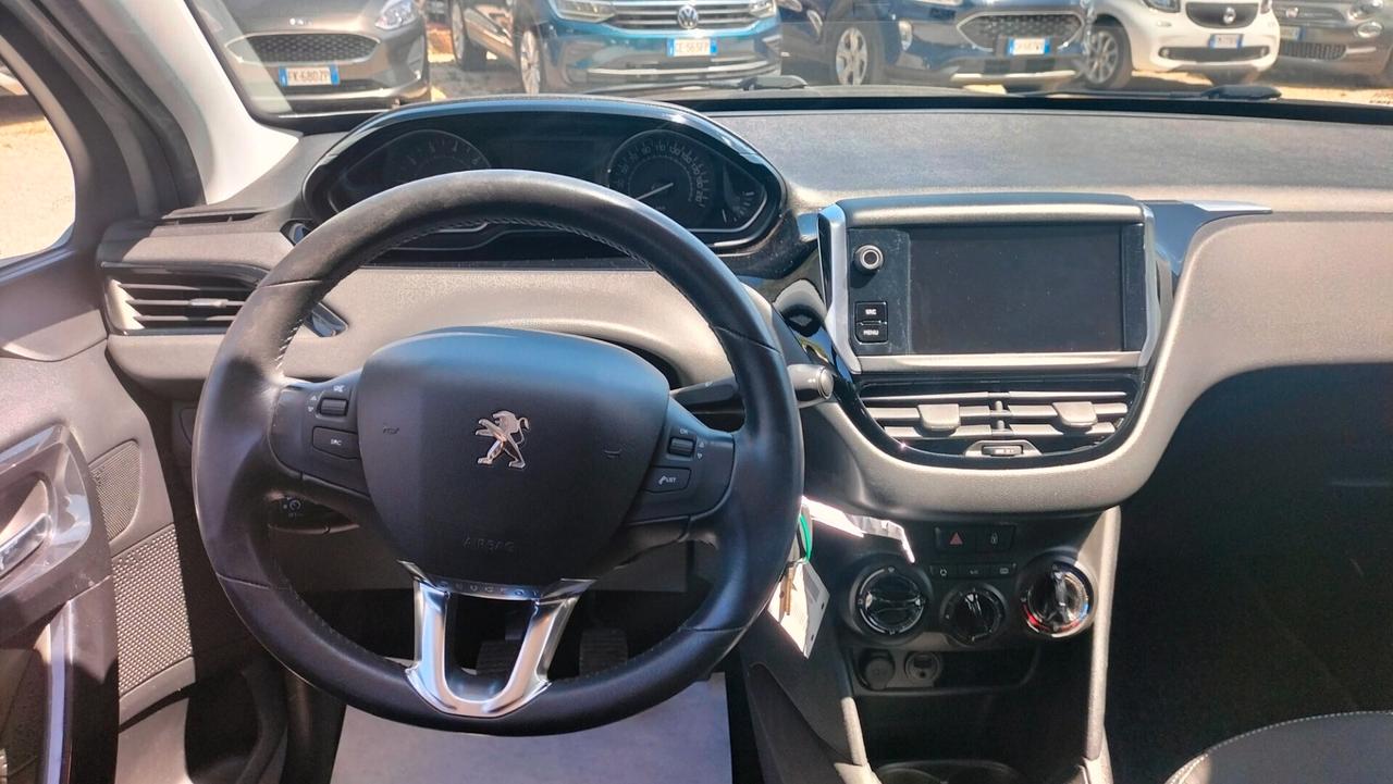 Peugeot 208 PureTech 82 5p. GPL *KM82000** PREZZO REALE