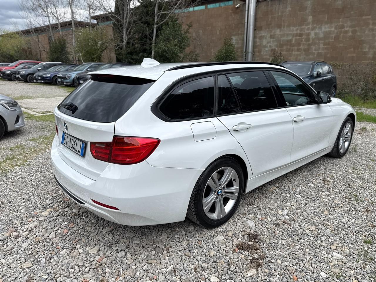 Bmw 318 318d Touring Msport automatica