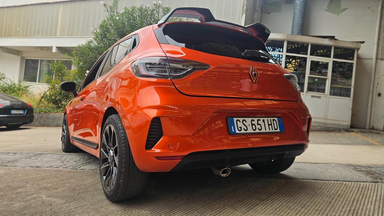 Renault Clio Full Hybrid E-Tech 145 CV 5 porte Esprit Alpine