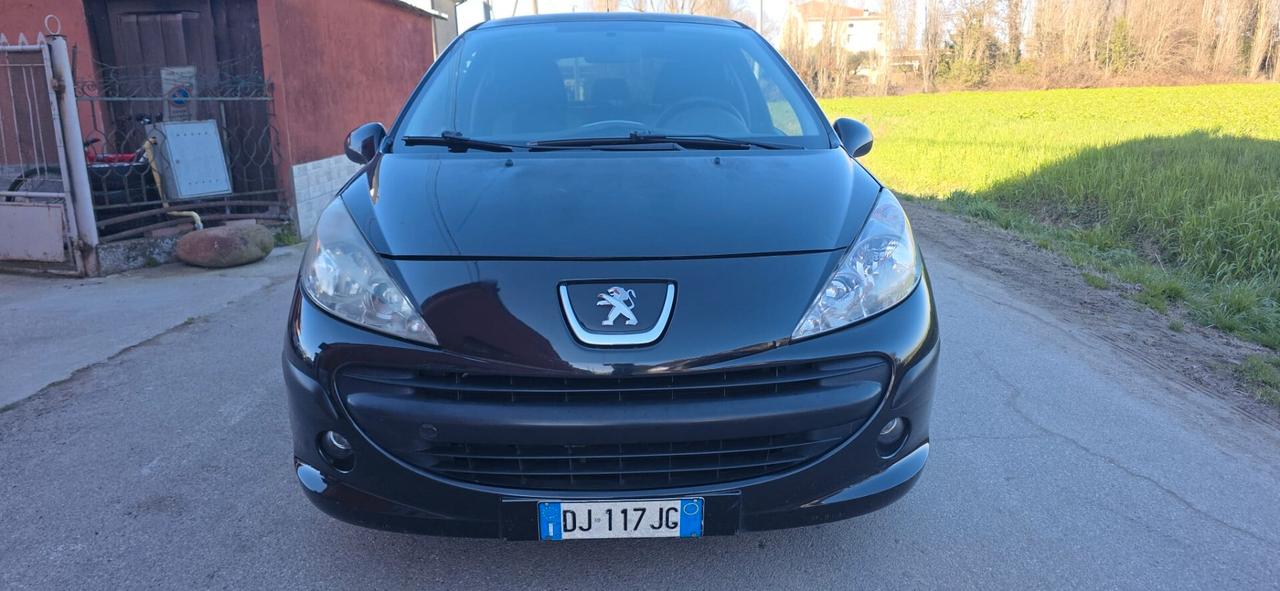 Peugeot 207 1.4 8V 75CV 3p. ONE Line neopatentati
