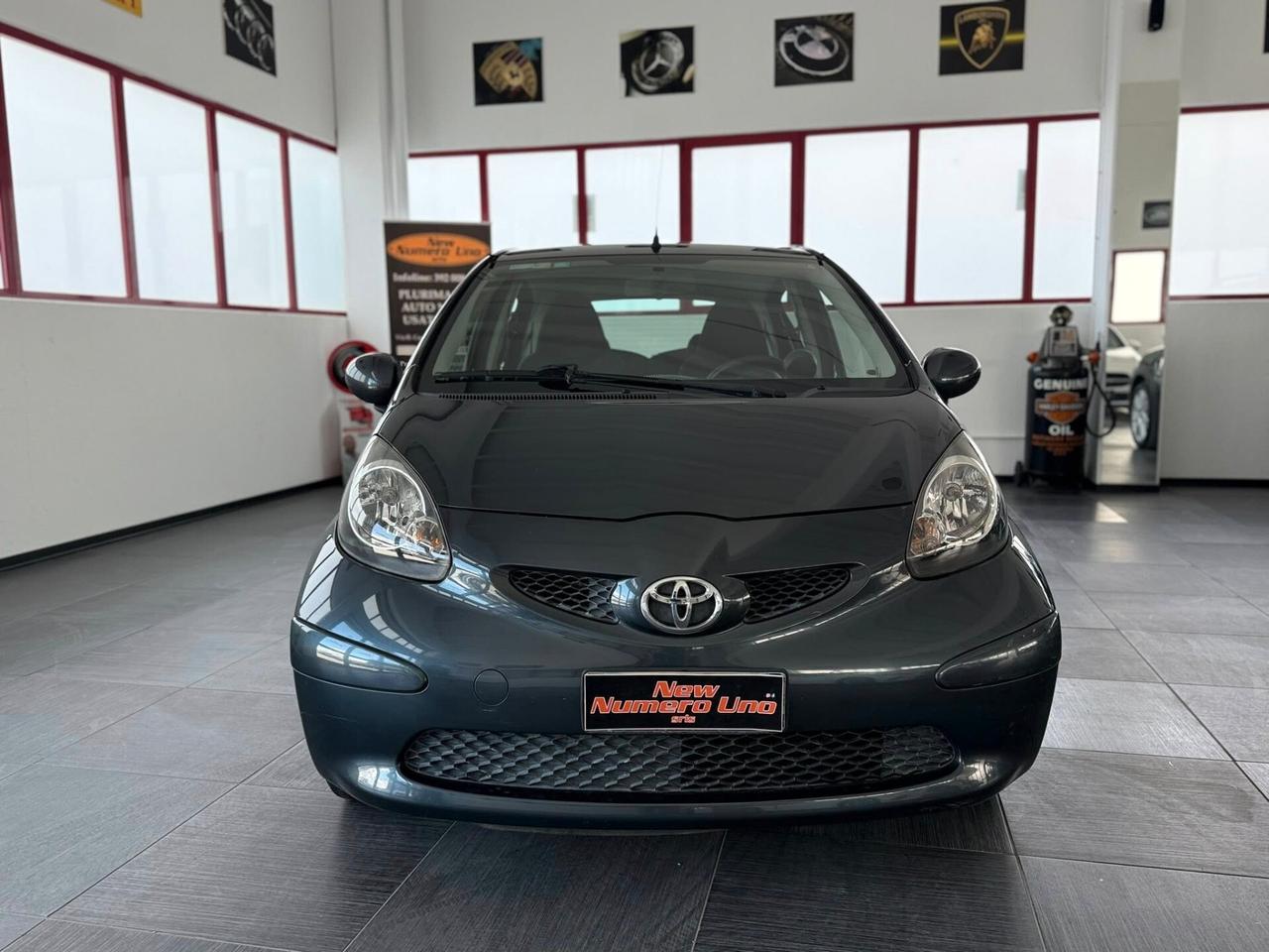 Toyota Aygo 1.0 Benzina 68cv 5porte sol 2006