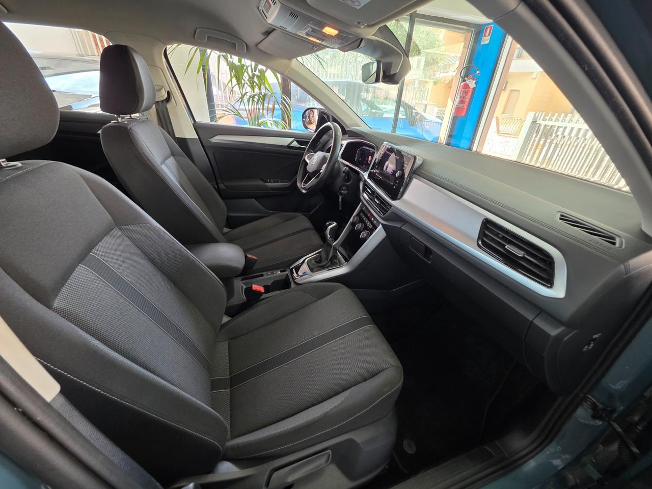 Volkswagen T-Roc 1.0TSI 2022 73000KM UNICOPROPRIETARIO