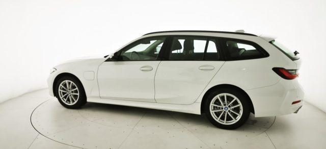 BMW 320 e Touring CAMBIO AUTOMATICO