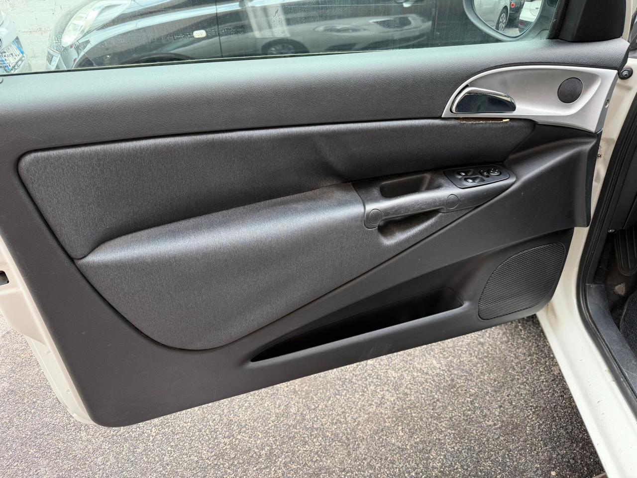 Lancia Ypsilon 1.2 GPL 60cv