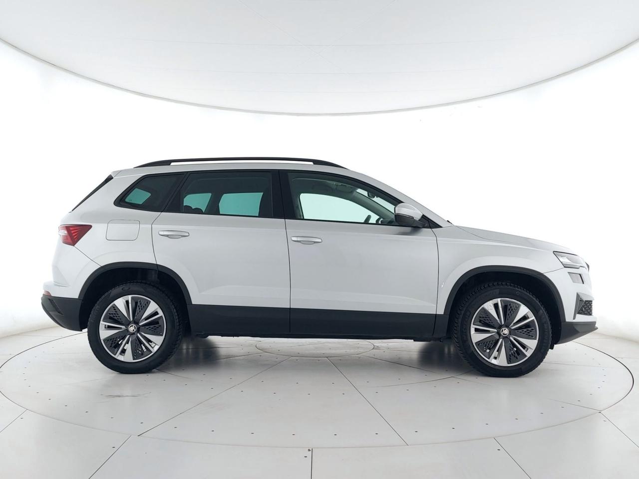 SKODA Karoq 2.0 tdi evo Executive 115cv dsg NEOPATENTATI+CAMERA+ACC