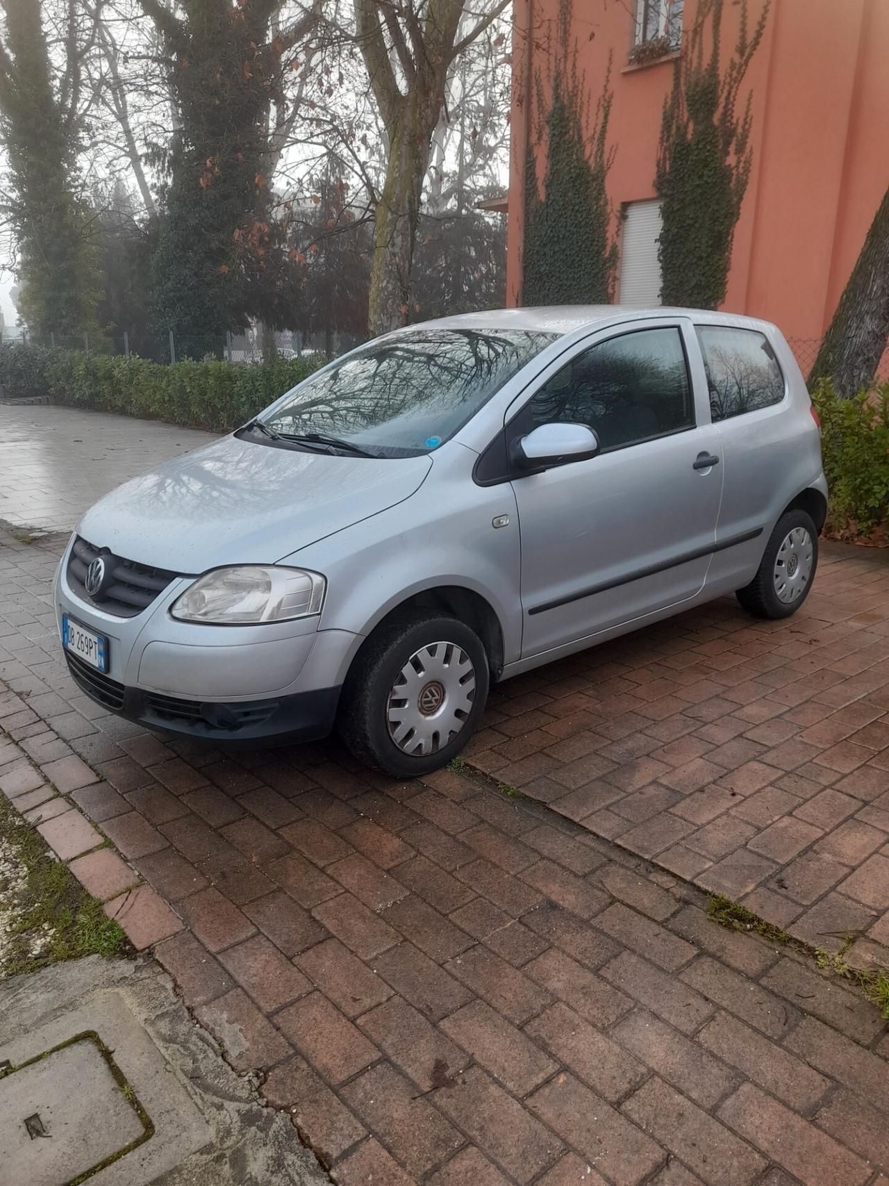 Volkswagen Fox benzina 1198