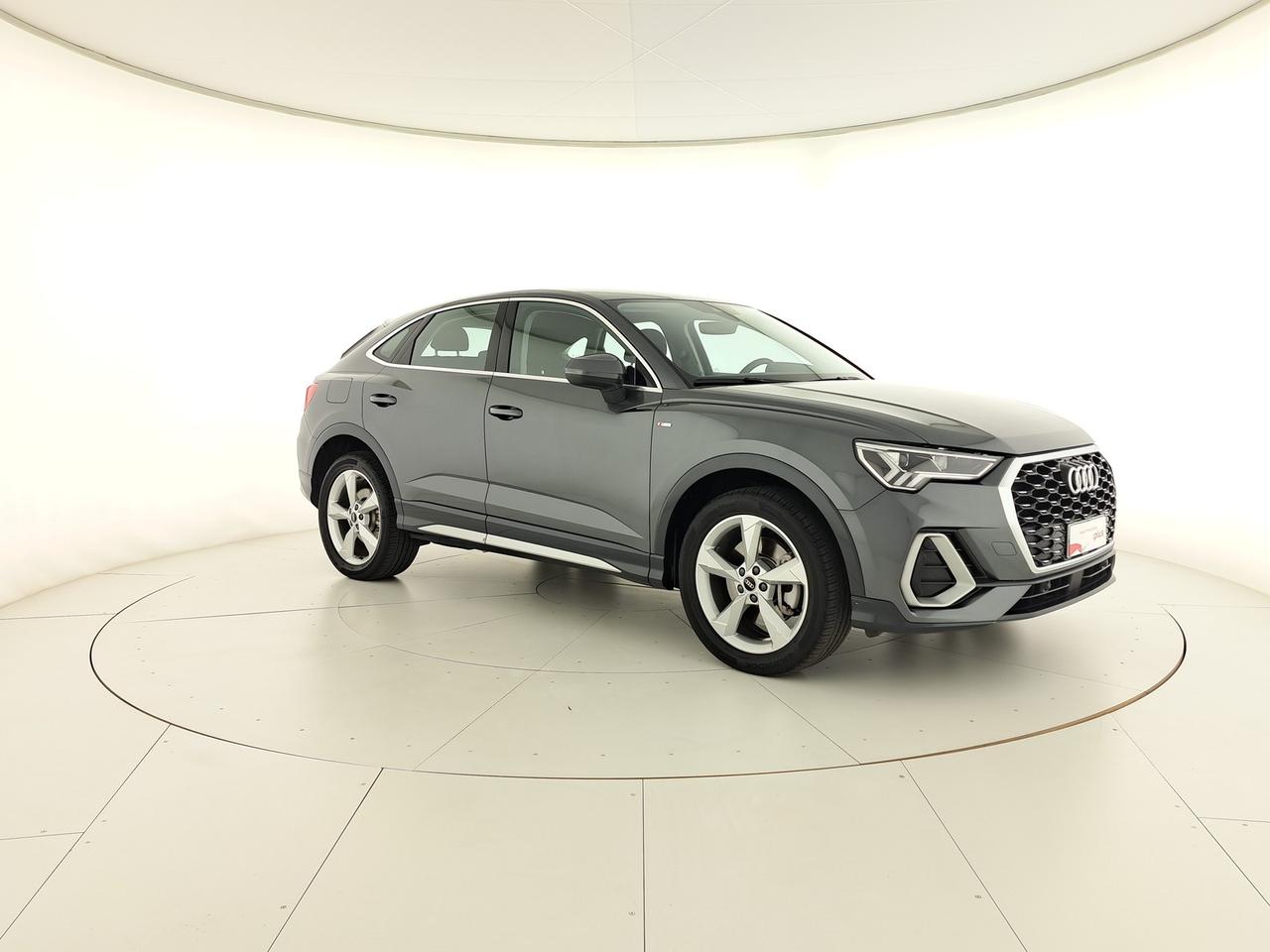 Audi Q3 sportback 45 1.4 tfsi e s line edition s-tronic