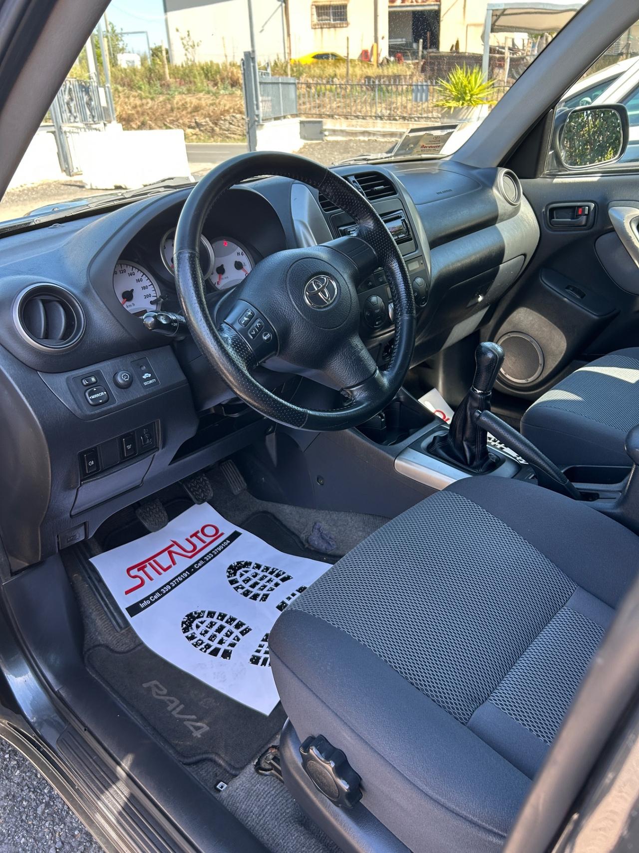 Toyota RAV 4 RAV4 2.0 Tdi D-4D cat 5 porte Sol