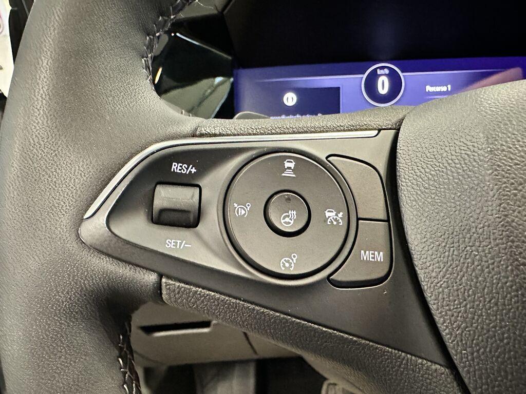 Opel Grandland 1.2 Ultimate AT8