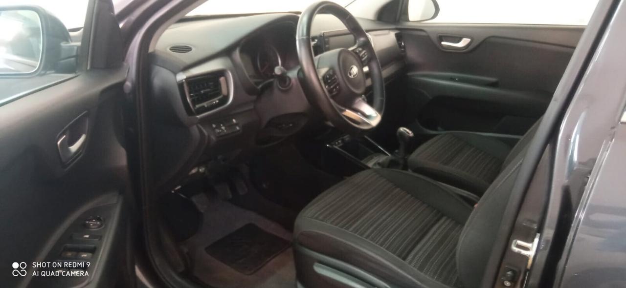 KIA STONIC 2018 1.6 CRDI 5 PORTE