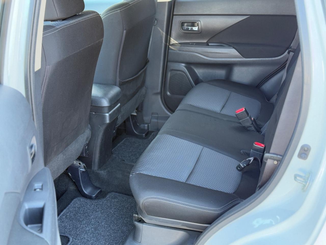 Mitsubishi Outlander 2.2 DI-D 4x4 7p Navi