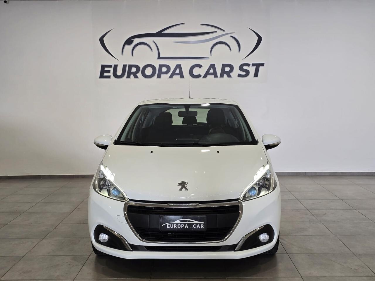 Peugeot 208 PureTech 82 5 porte Allure