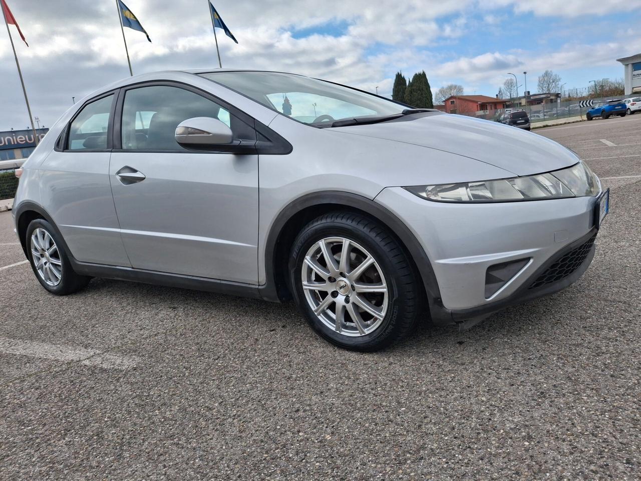Honda Civic 2.2 i-CTDi 5p. Executive i-P-SEDILI IN PELLE-