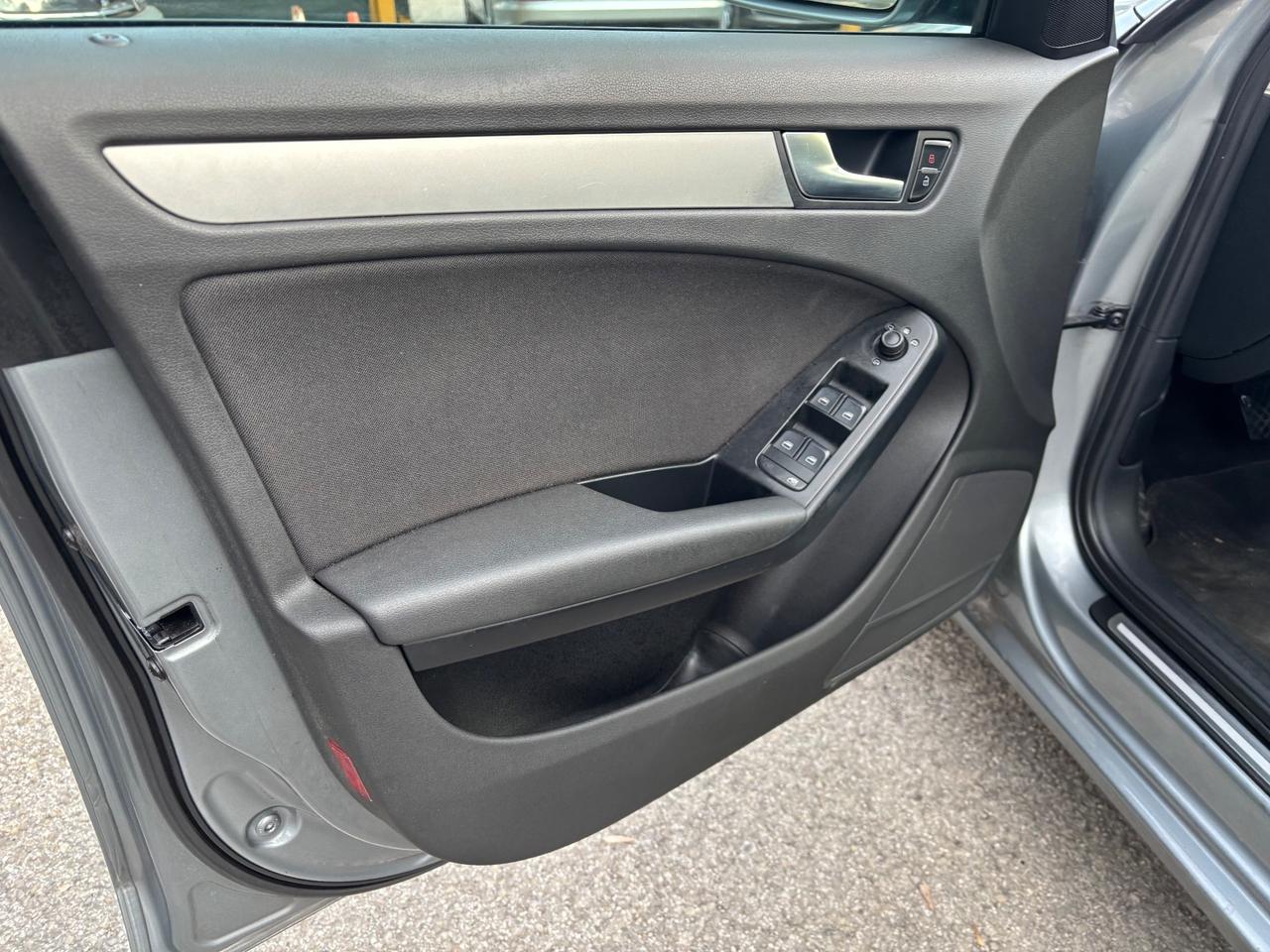 Audi A4 Avant 2.0 TDI 143cv automatica