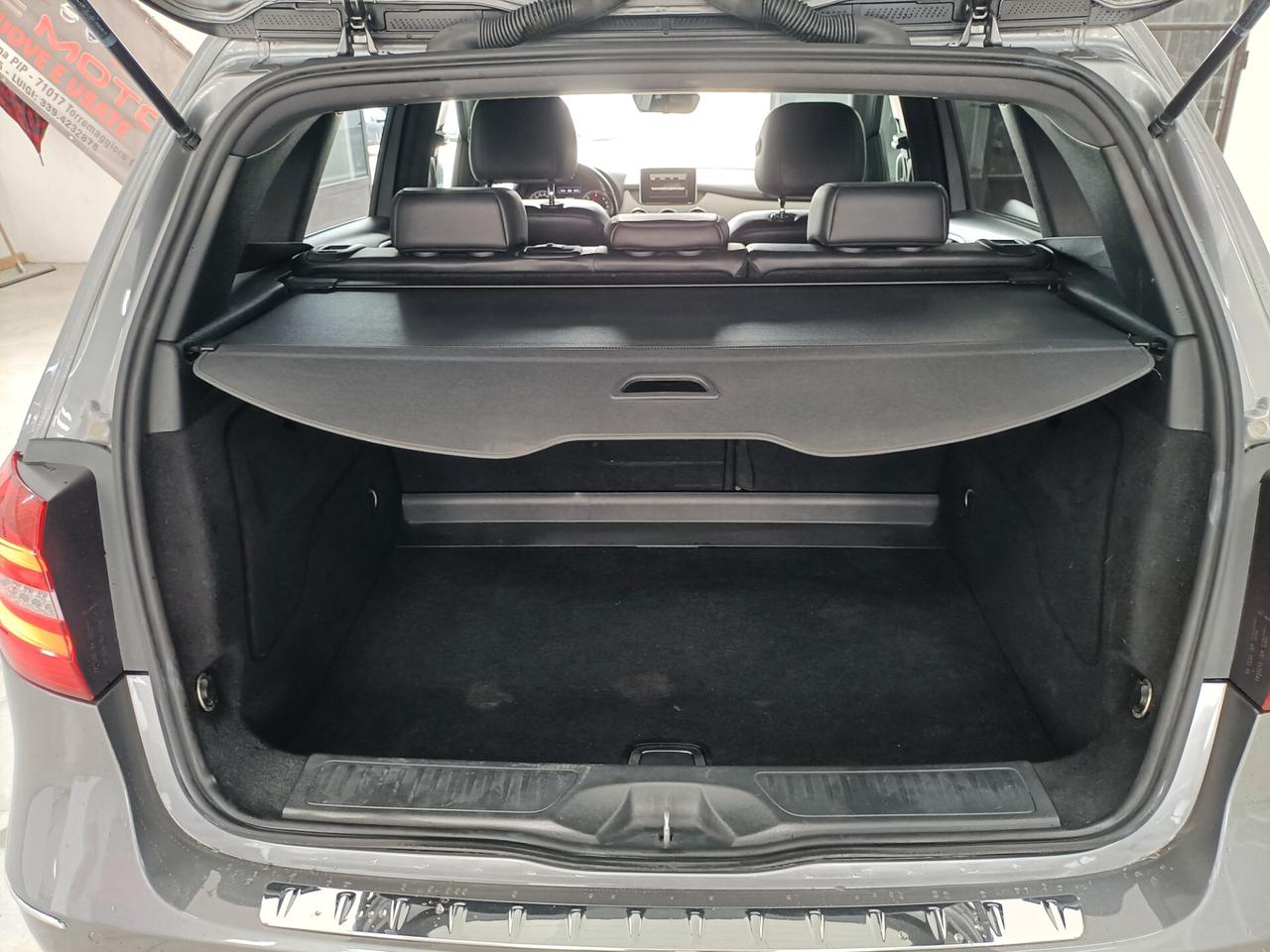 Mercedes-benz B 180 CDI BlueEFFICIENCY Premium 01/2012