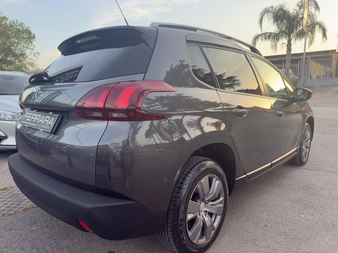 Peugeot 2008 BlueHDi 75cv Allure