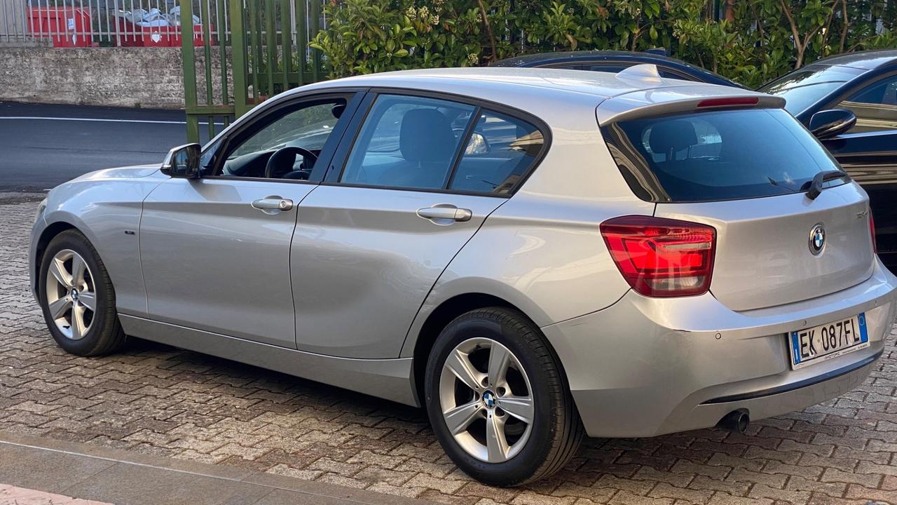 Bmw 118 118d 2.0 143CV 5 porte mod.Sport Automatica LED
