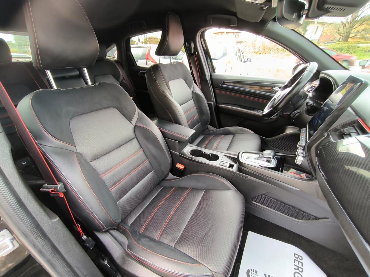 Renault Arkana Hybrid E-Tech 145 CV R.S.Line Fast Track *UNIPRO*