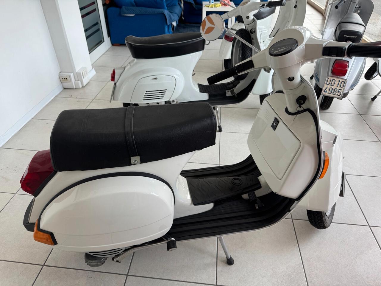 Piaggio Vespa P 125 X ARCOBALENO