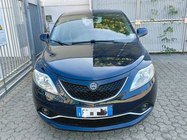 Lancia Ypsilon 1.2 69 CV 5 porte Gold