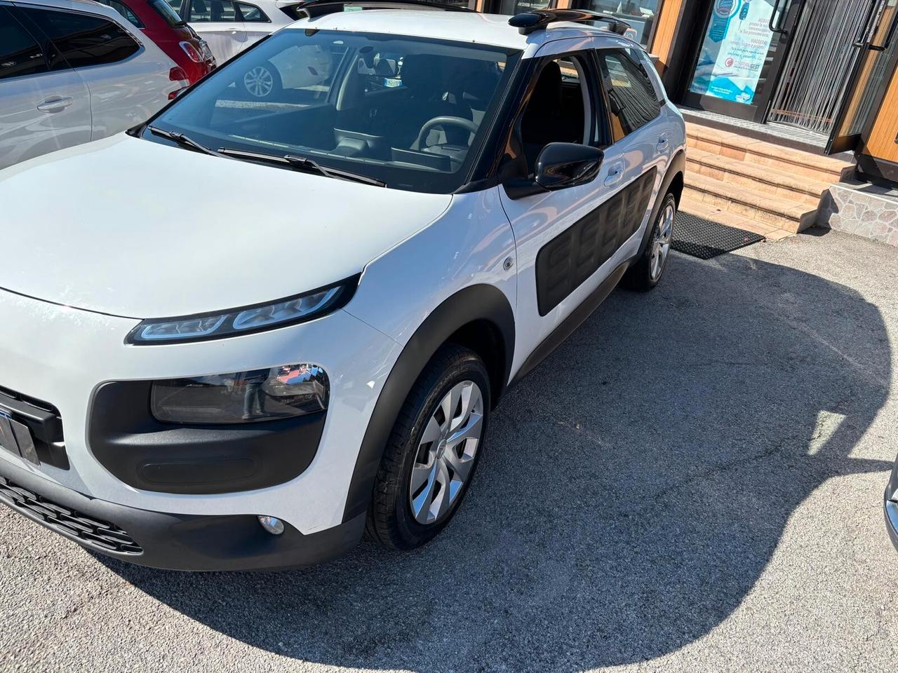 Citroen C4 Cactus BlueHDi 100 Shine