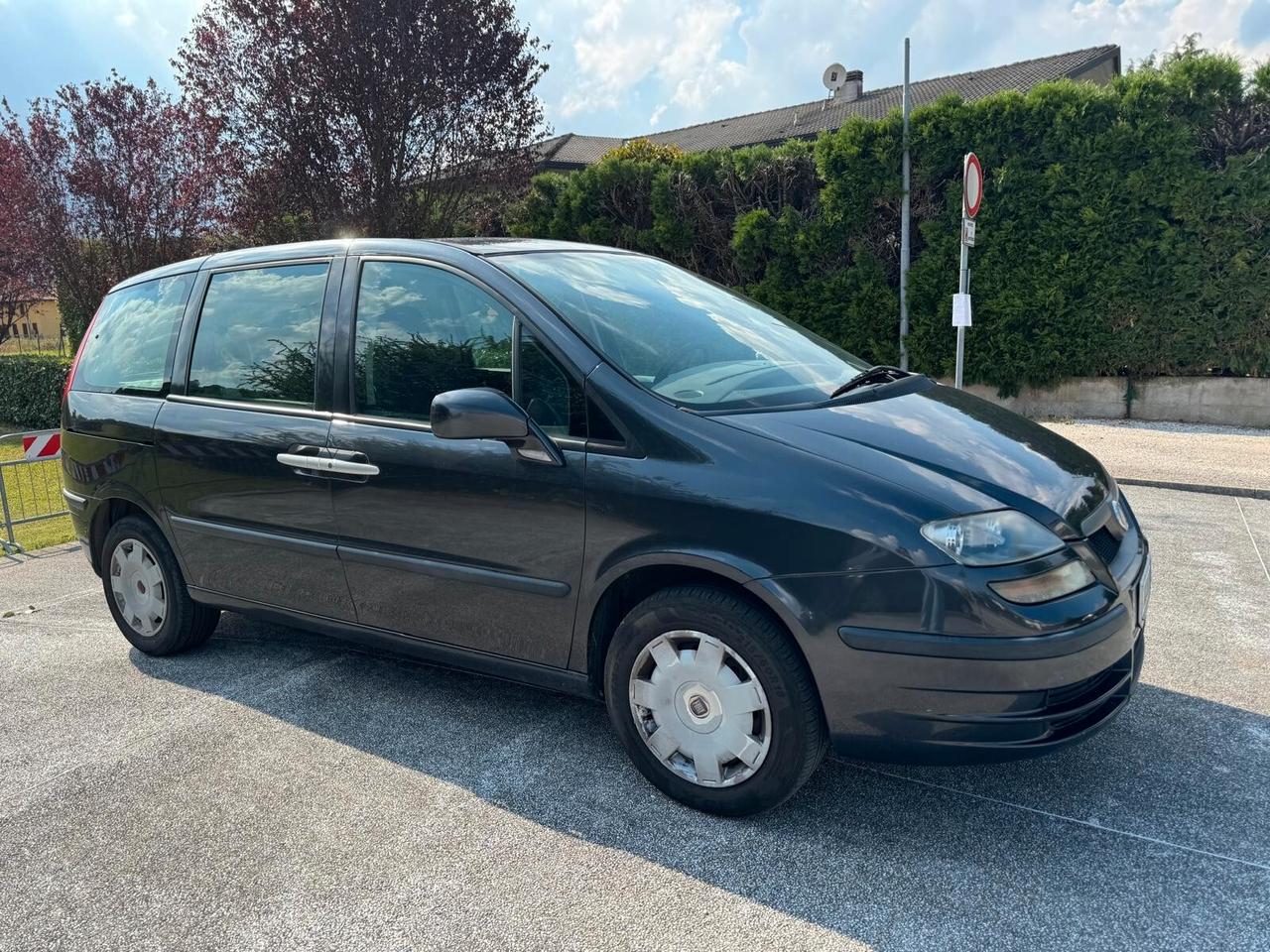 Fiat Ulysse 2.0 MJT 120 CV Emotion