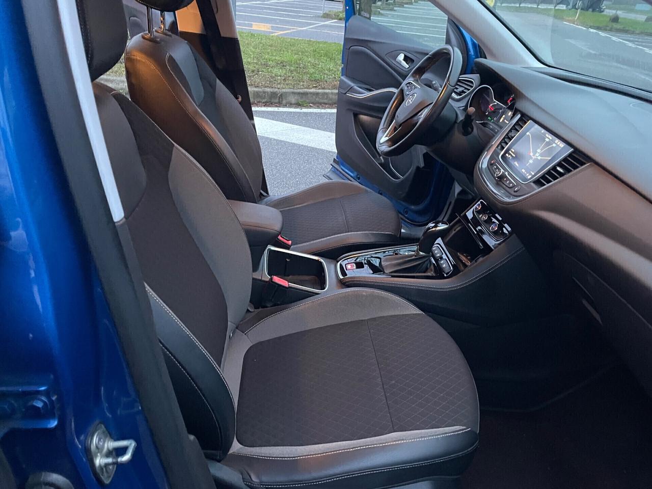 Opel Grandland X 1.6 diesel Ecotec*Automatik*Navi*Neopatnetati*