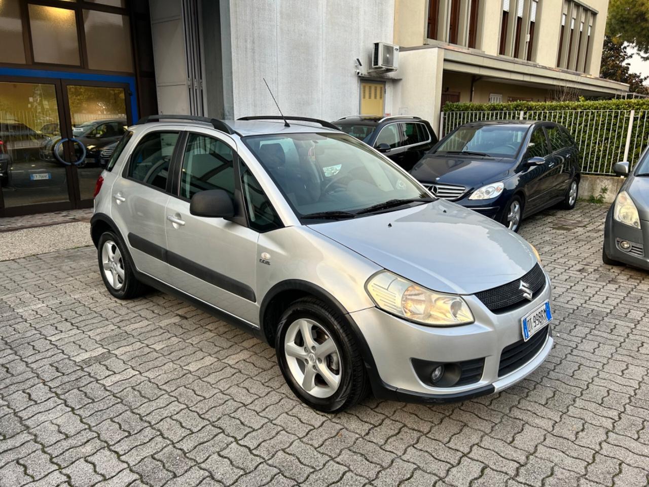 Suzuki SX4 1.6D NEOPATENTATI 4X4 Outdoor Line