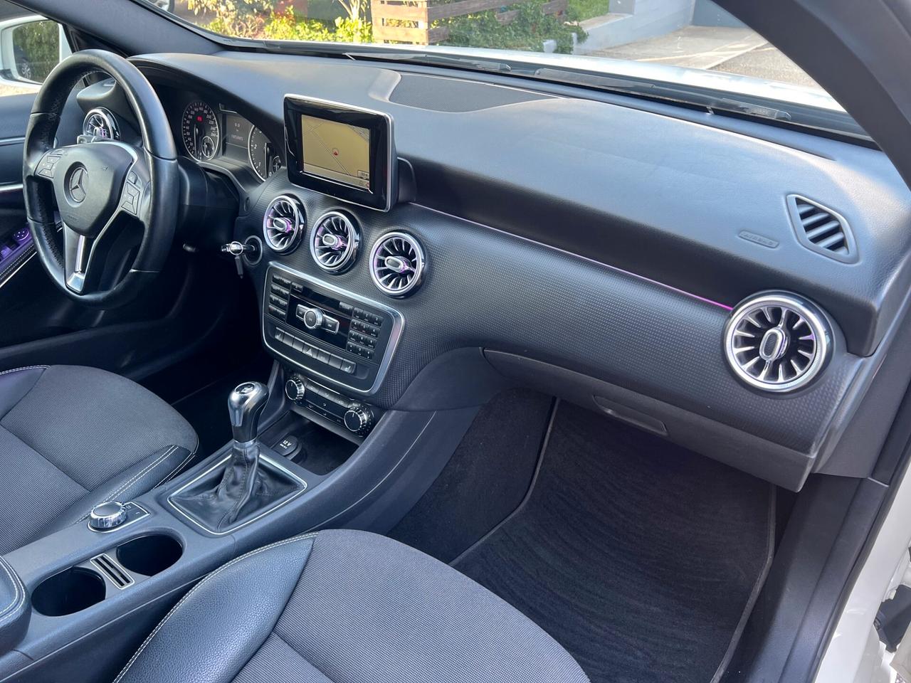 Mercedes-benz A 180 cdi 109cv SPORT NAVI/XENON/PELLE/16; PERFETTA!!