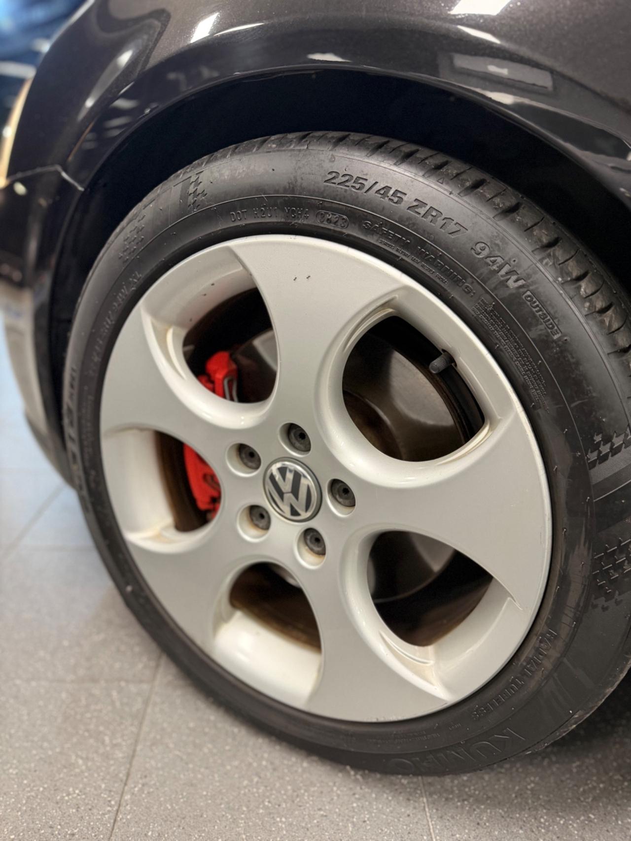 Volkswagen Golf GTI 2.0 16V TFSI 5p.