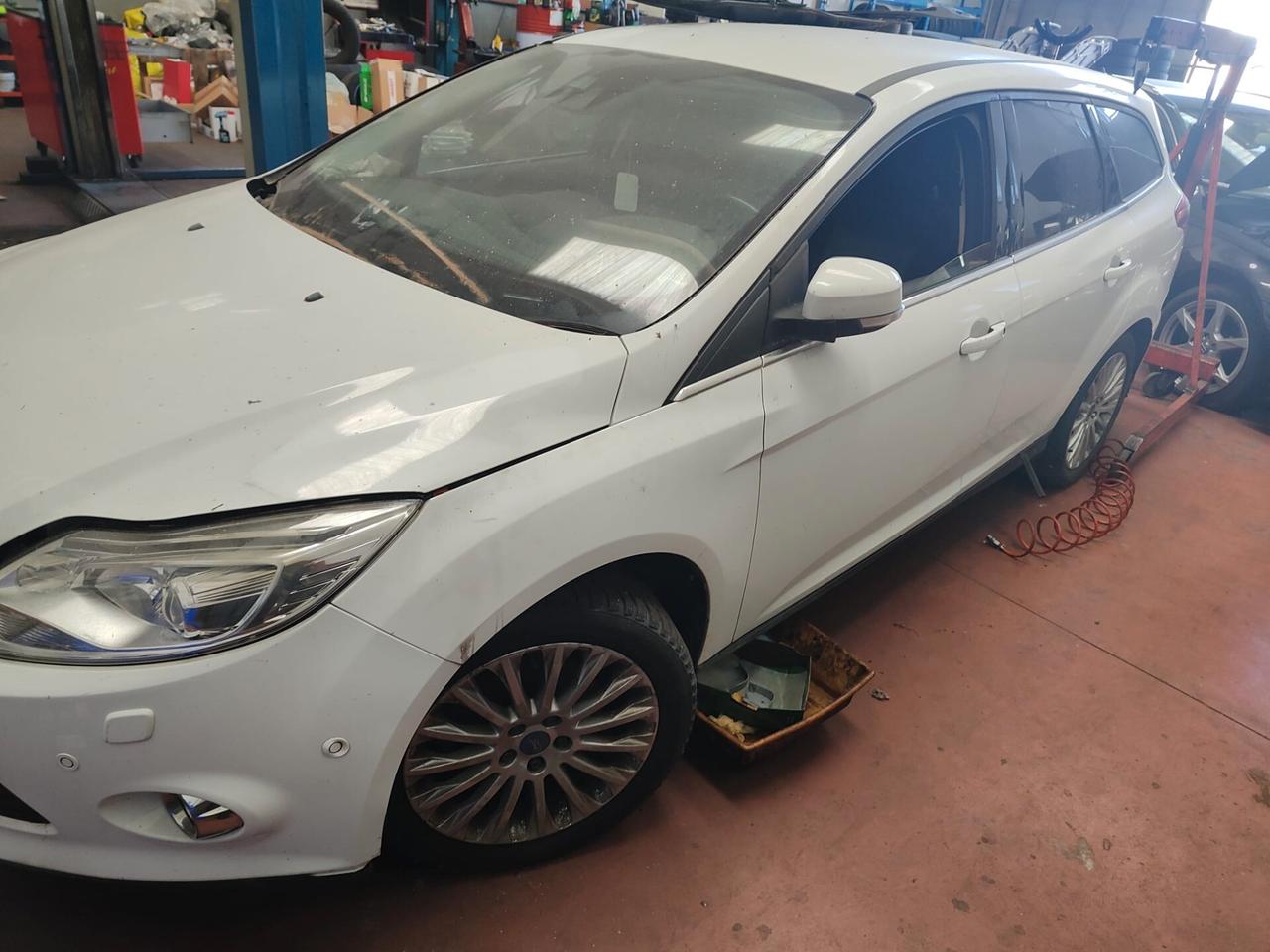 Ford Focus 2.0 TDCi SW automatica motore rotto