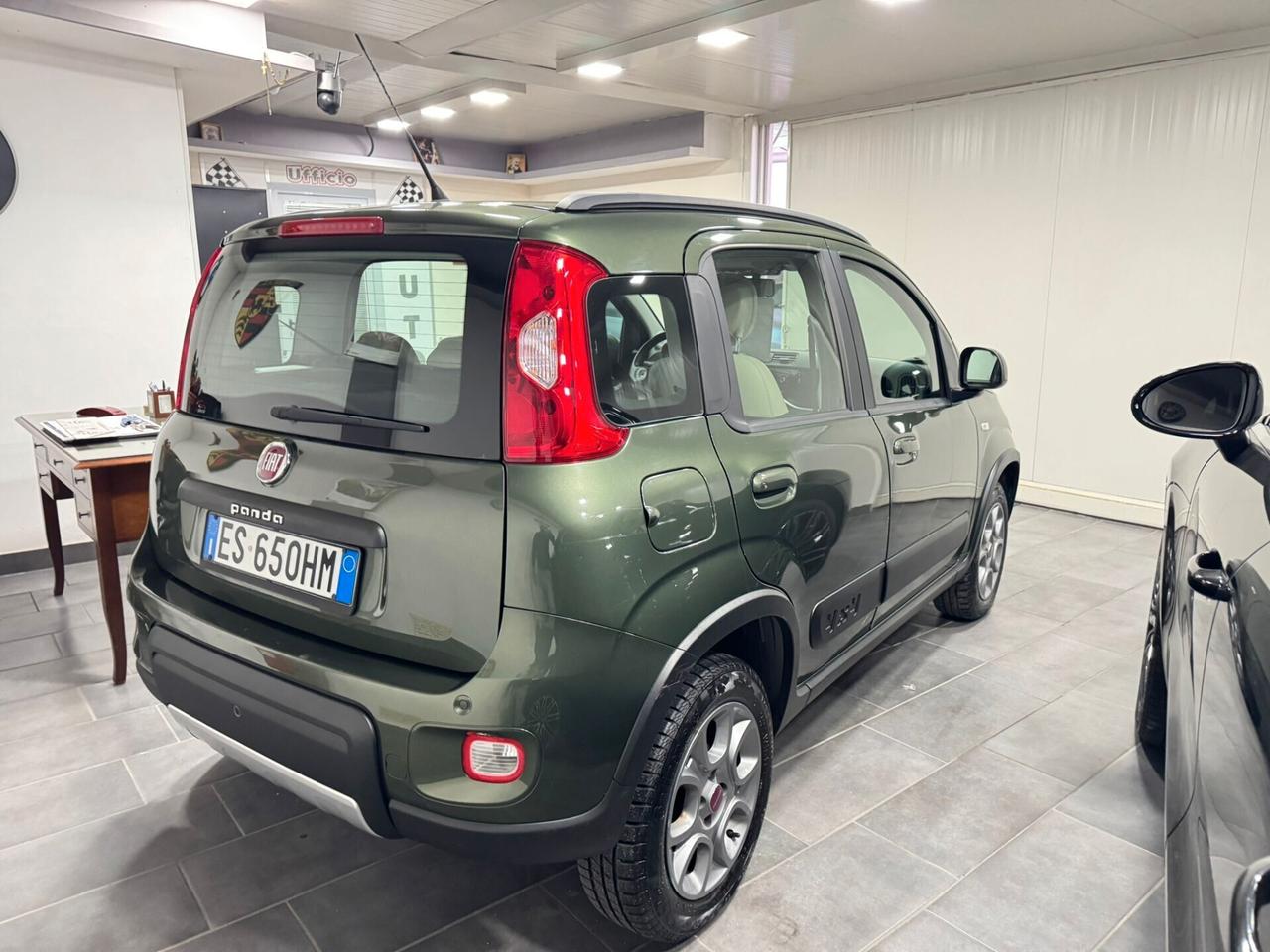 Panda 0.9 TwinAir Turbo S&S 4x4 Lounge