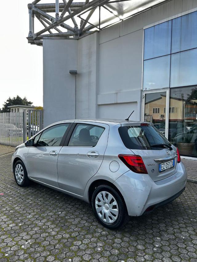 TOYOTA Yaris 1.0 5 porte Active NEO PATENTATO