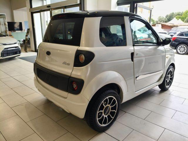 MICROCAR M.GO Bi Color Pelle Cerchi Lega