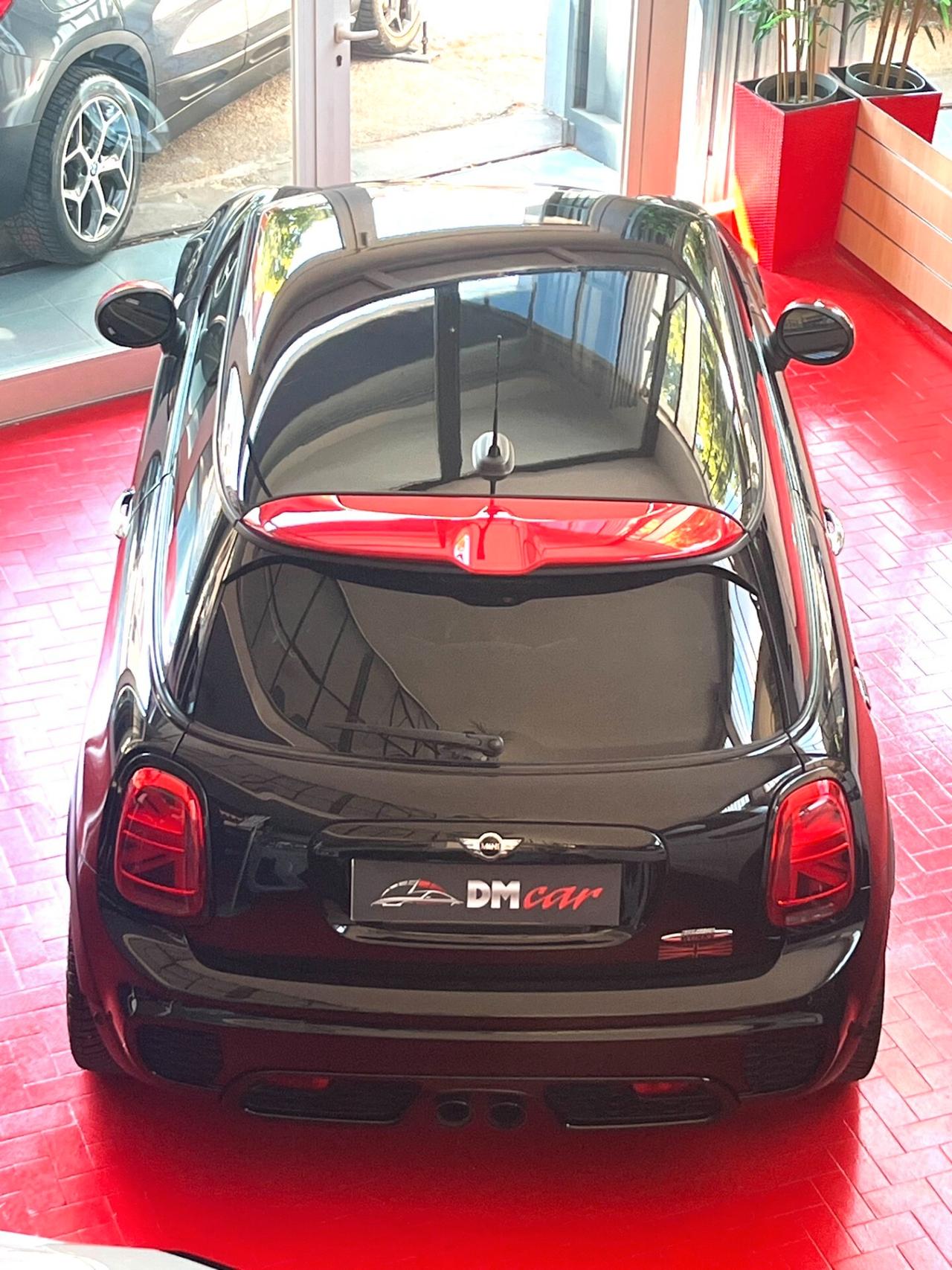 MINI JOHN COOPER WORKS 2.0 231CV Cambio Automatico Navigatore Cerchi GARANZIA 12 MESI