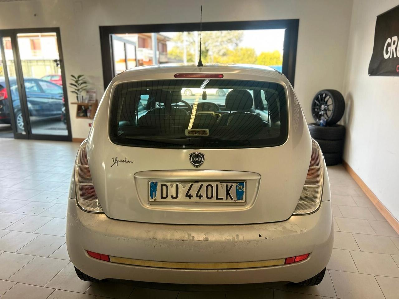 Lancia Ypsilon 1.2 Argento
