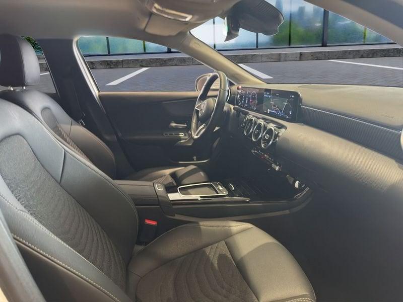 Mercedes-Benz Classe A A 180 d Automatic Progressive Advanced