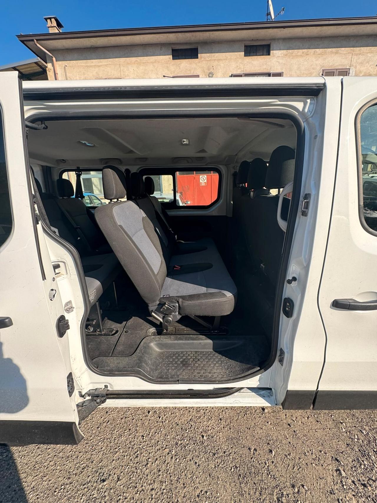 Opel Vivaro 29 1.6 CDTI PC-TN 9 POSTI