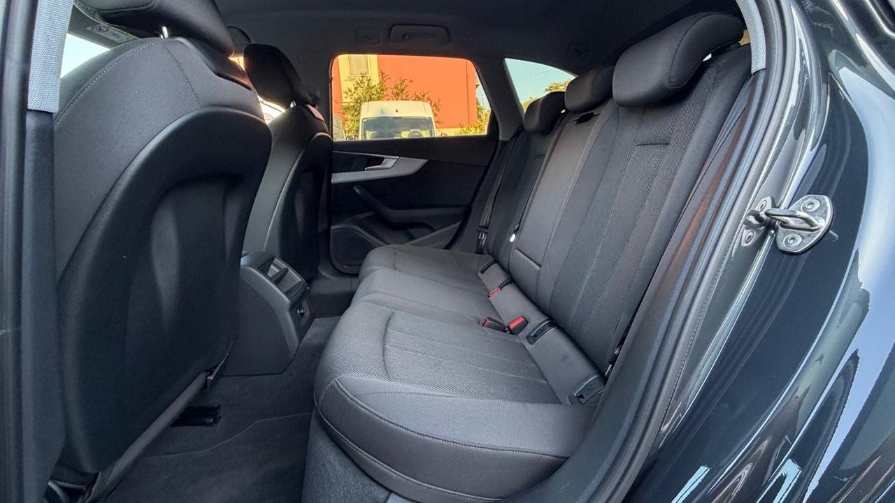 AUDI A4 AVANT 35 2.0 BUSINESS ADVANCED S-TRONIC TDI 163 CV - FULL LED, CARPLAY, CRUISE CONTROL