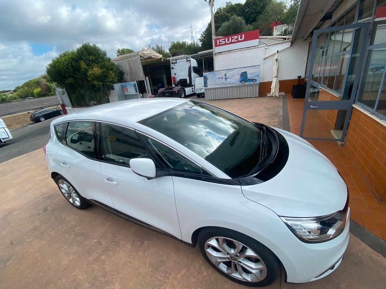 Renault Scenic 1.5 dCi 8V 110 CV