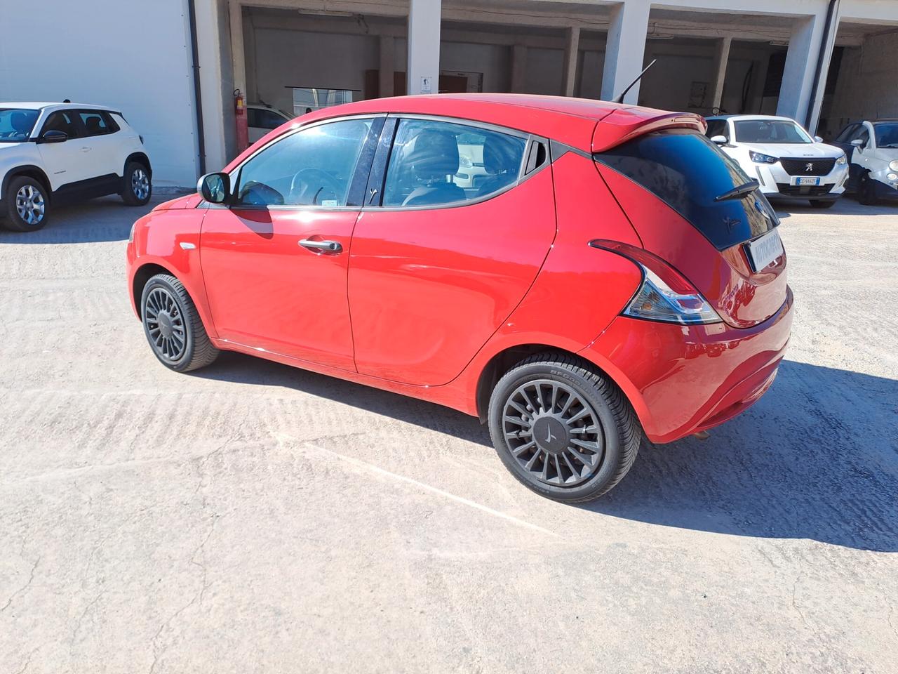 Lancia Ypsilon 1.2 69 CV 5 porte GPL Ecochic Gold