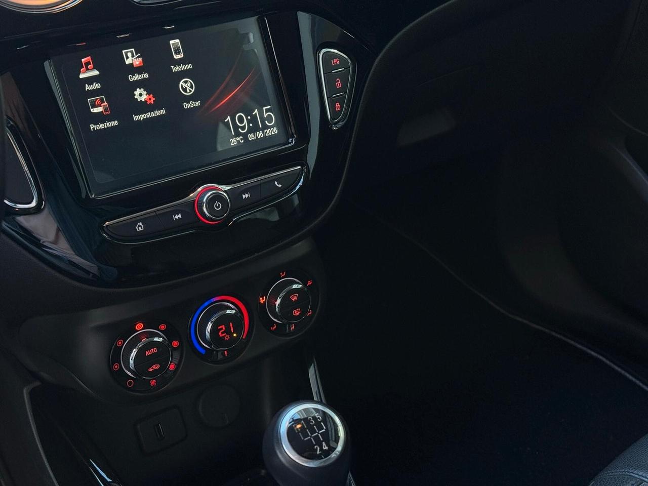 Opel Adam 1.4 87 cv GPL Tech Glam
