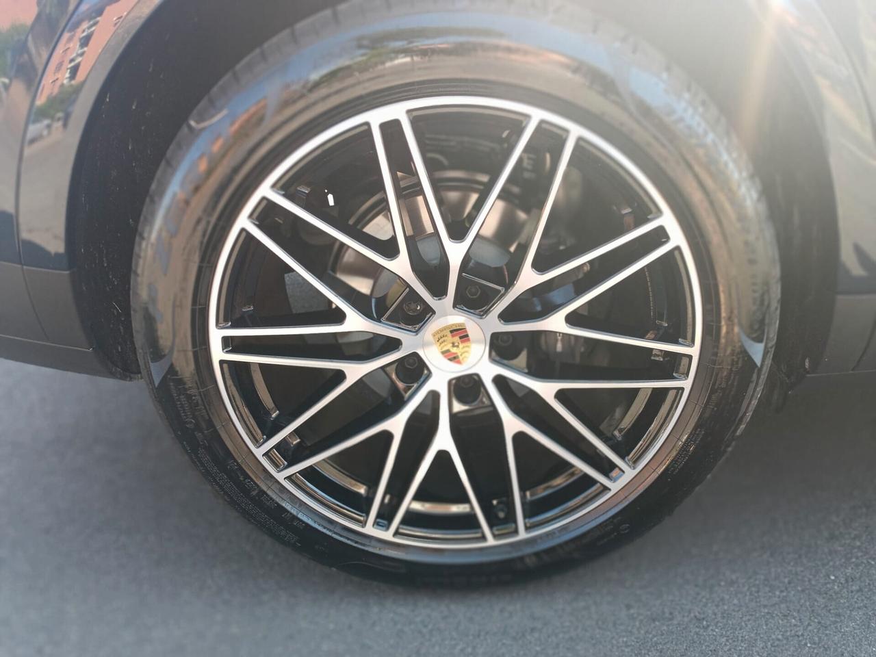 Porsche Cayenne 3.0 V6 TETTO