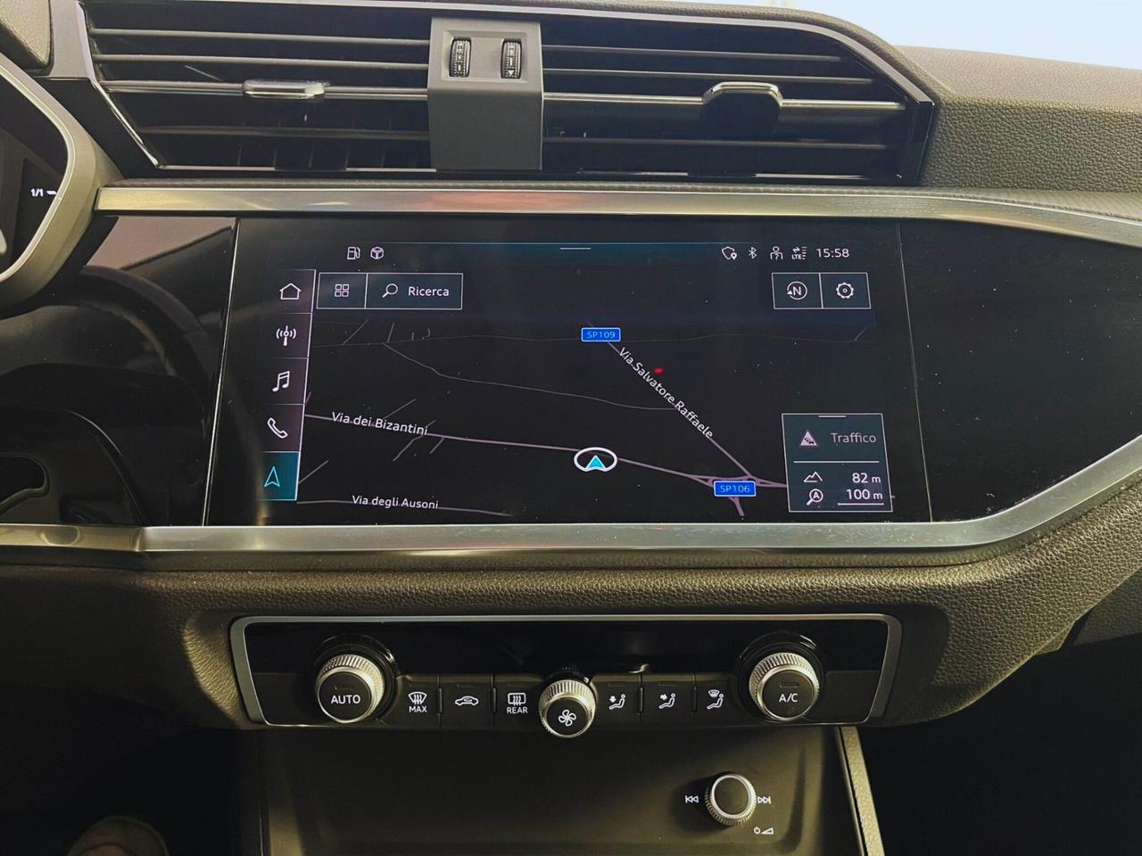 Audi Q3 35 TDI S tronic Business Advanced