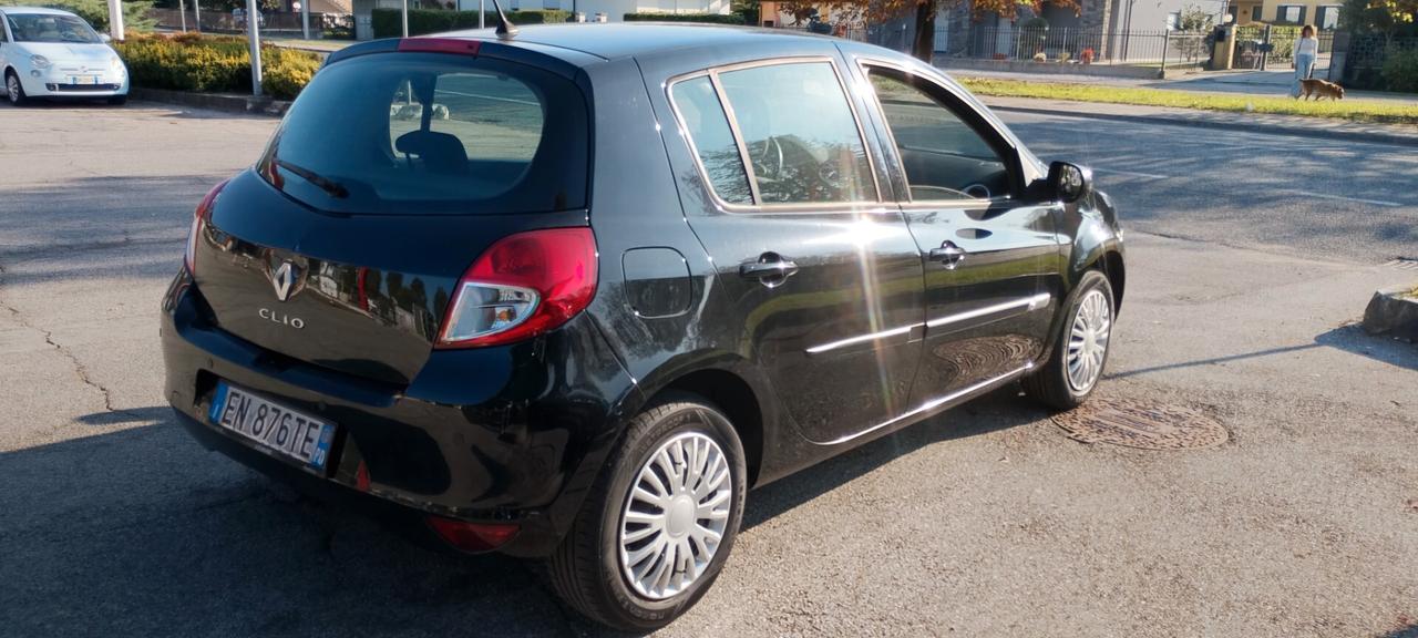 Renault Clio 1.2 16V 5 porte GPL