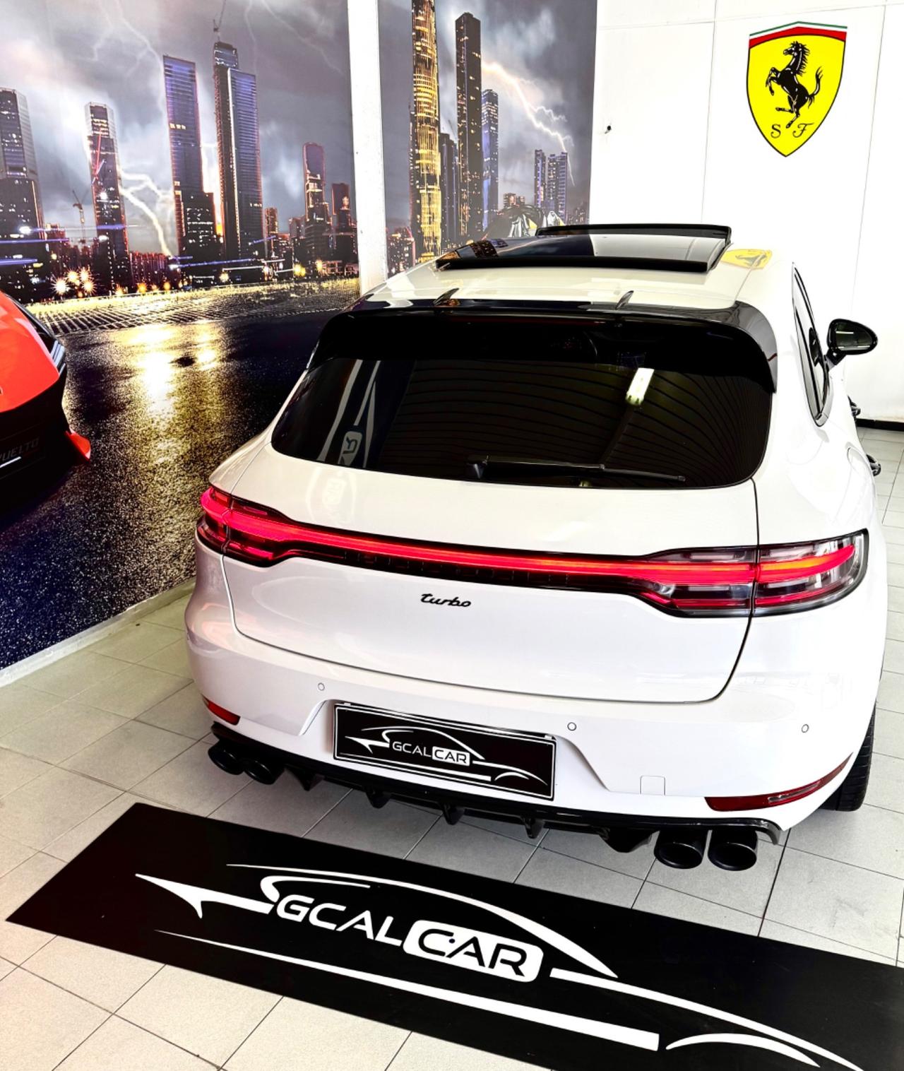 PORSCHE MACAN TURBO 441CV WRAP GRIGIO TETTO OK PERMUTE GARANZIA 2 ANNI
