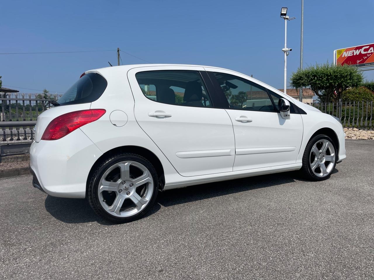 Peugeot 308 1.6 HDi 110CV 5p. Tecno